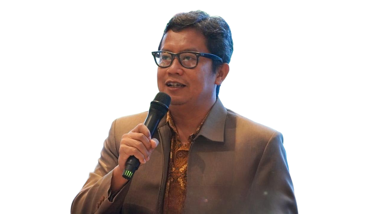 Dr. ARIEF DARMAWAN